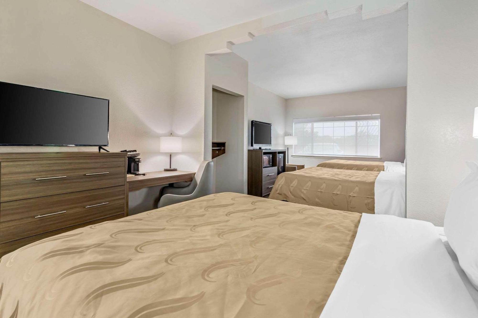 Quality Inn Near Seaworld - Lackland San Antonio Exterior photo
