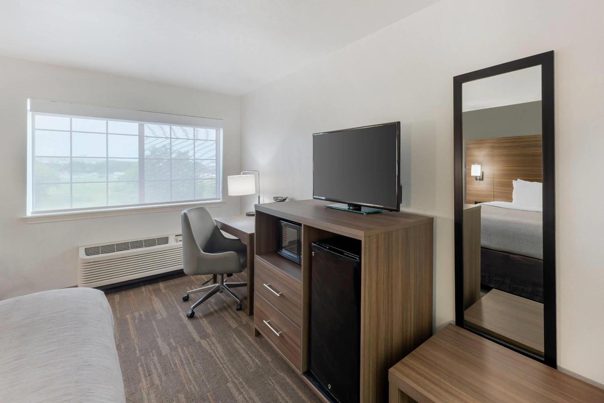 Quality Inn Near Seaworld - Lackland San Antonio Exterior photo